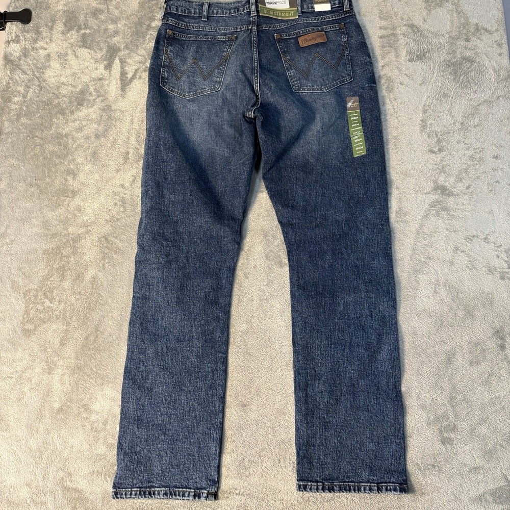 NWT Wrangler Retro Slim Straight Jeans Mens 36x34 Medium Wash Denim New
